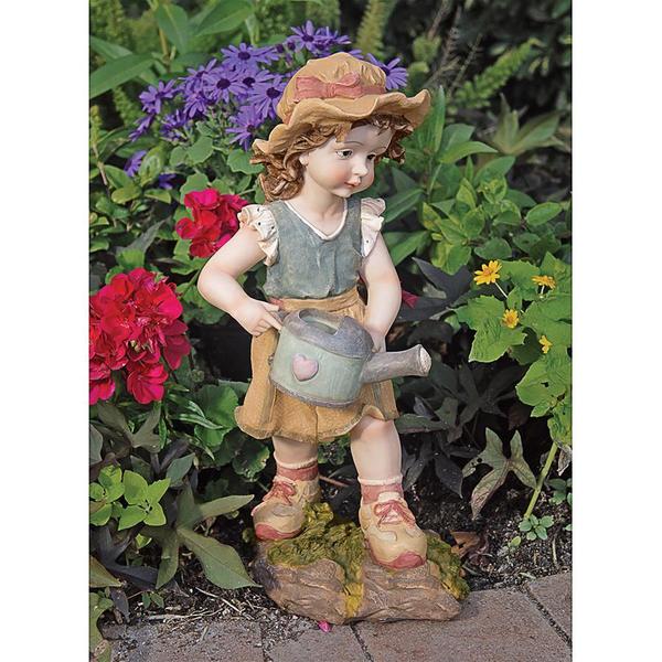 Design Toscano Farmer Fanny Garden Statue QL2740